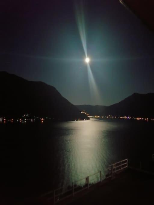Vista Lago Panoramica Colonno Esterno foto